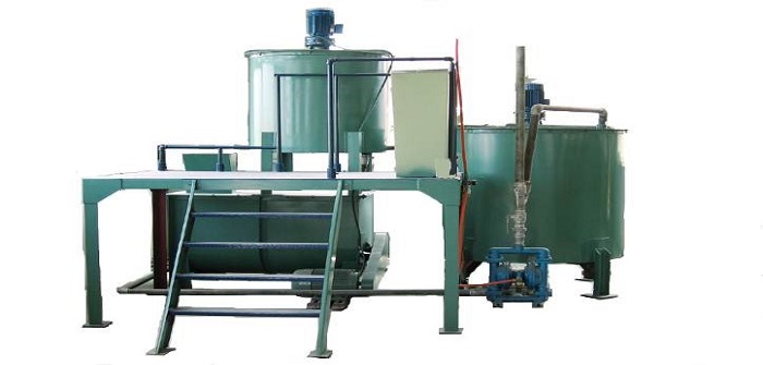 Gluing making machine